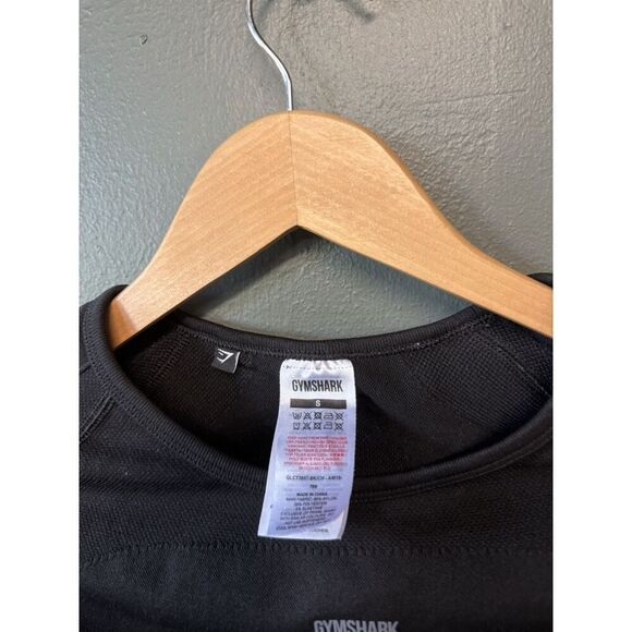 Gymshark Womens Black Cropped Long Sleeve Athletic Shirt Size Small - Picture 3 of 3